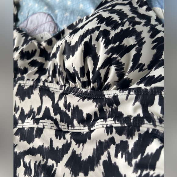 Knix Womens Tankini Swim Suit Top Summer Beach Safari Adjustable Swimwear Medium - Picture 5 of 10